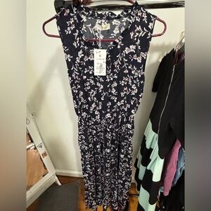 Ace fashion floral dress!